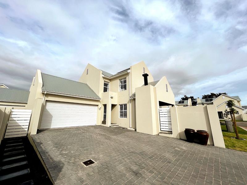 3 Bedroom Property for Sale in Langeberg Ridge Western Cape